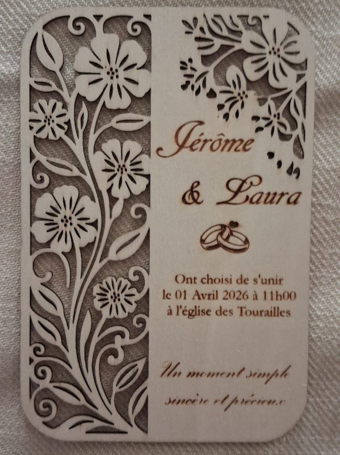 faire-part mariage champêtre en bois